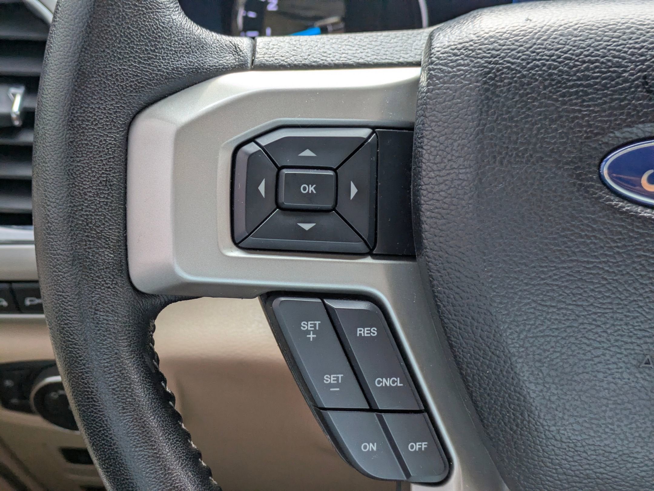 2018 Ford Super Duty F-250 SRW LARIAT