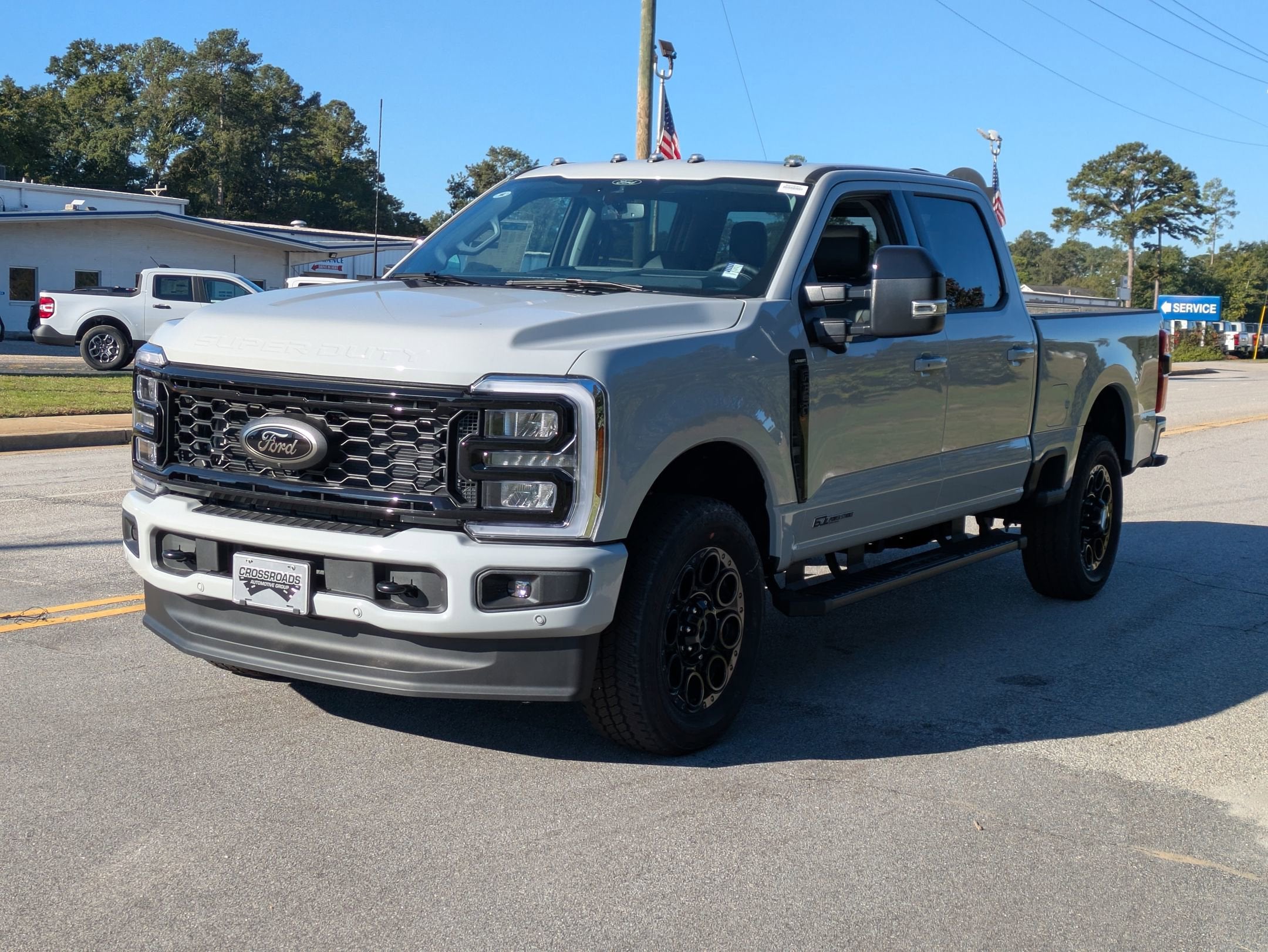 2025 Ford Super Duty F-350 SRW F-350® Lariat®