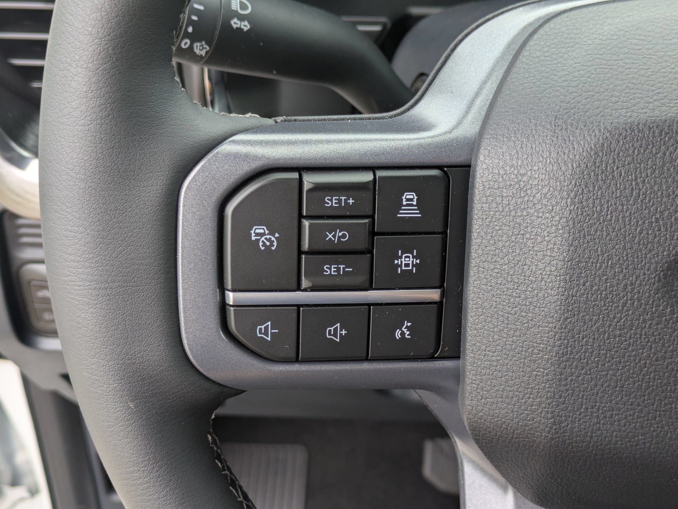 2026 Ford Super Duty F-350 SRW F-350® Lariat®