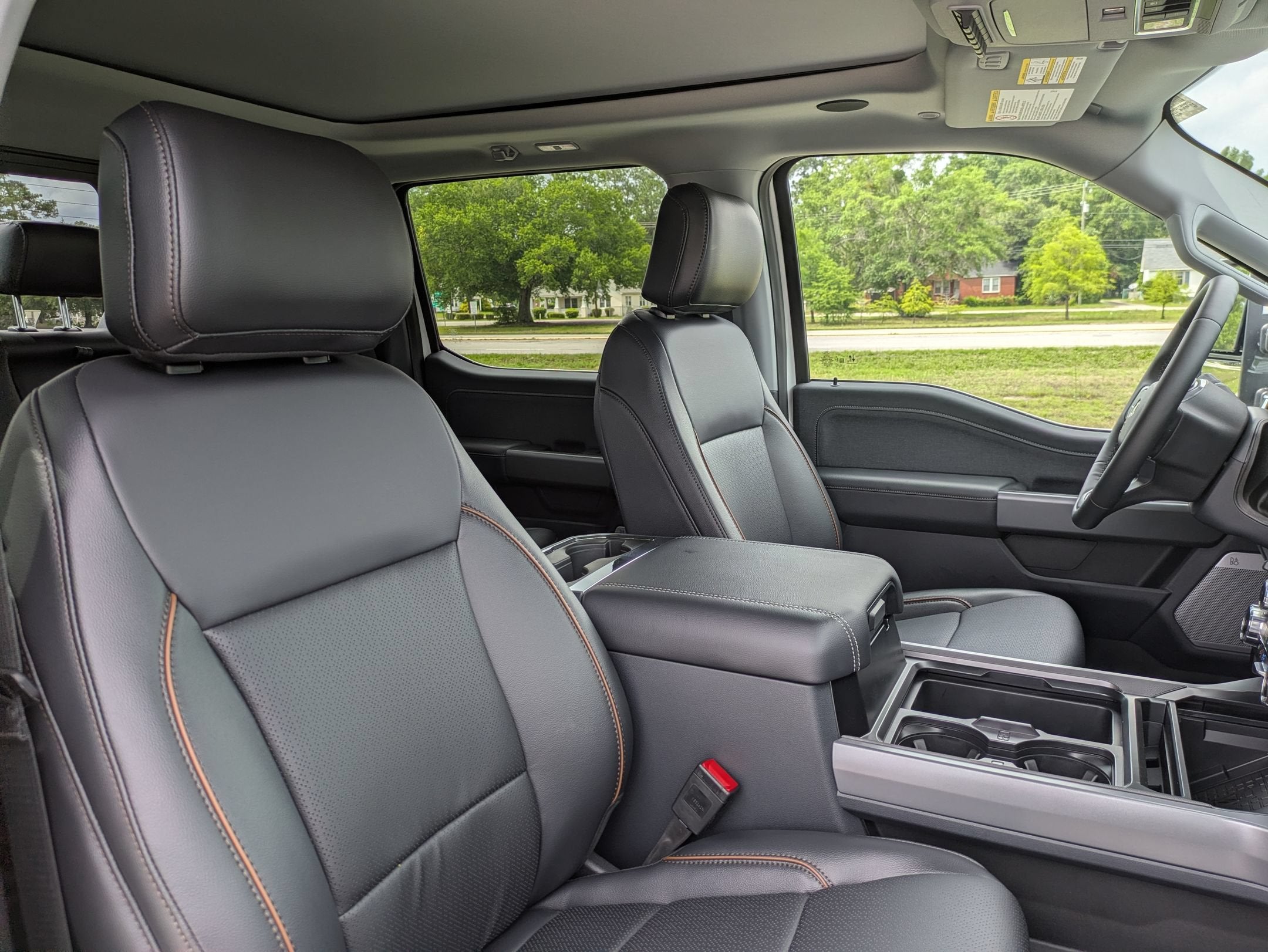 2026 Ford Super Duty F-350 SRW F-350® Lariat®
