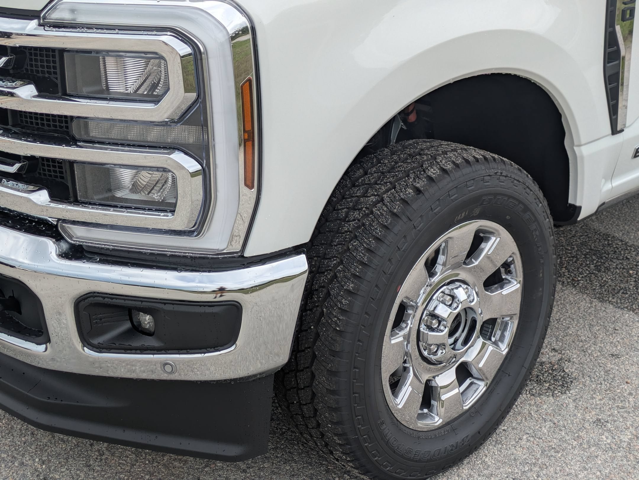 2026 Ford Super Duty F-350 SRW F-350® Lariat®