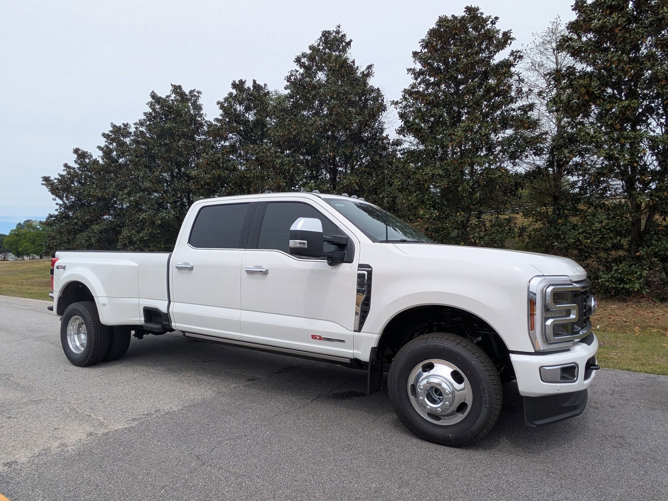 2026 Ford Super Duty F-350 DRW Platinum