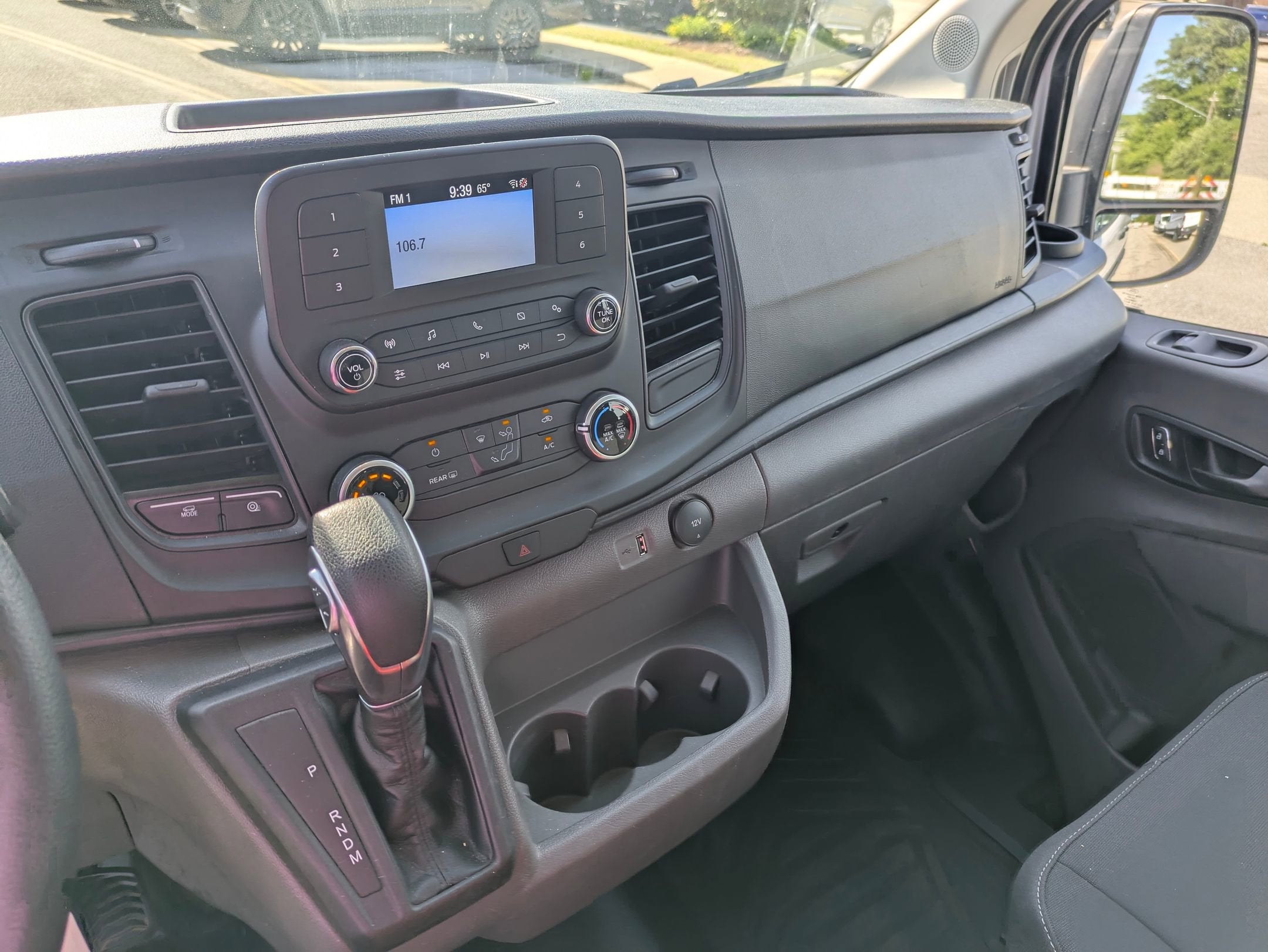 2025 Ford Transit Cargo Van Base