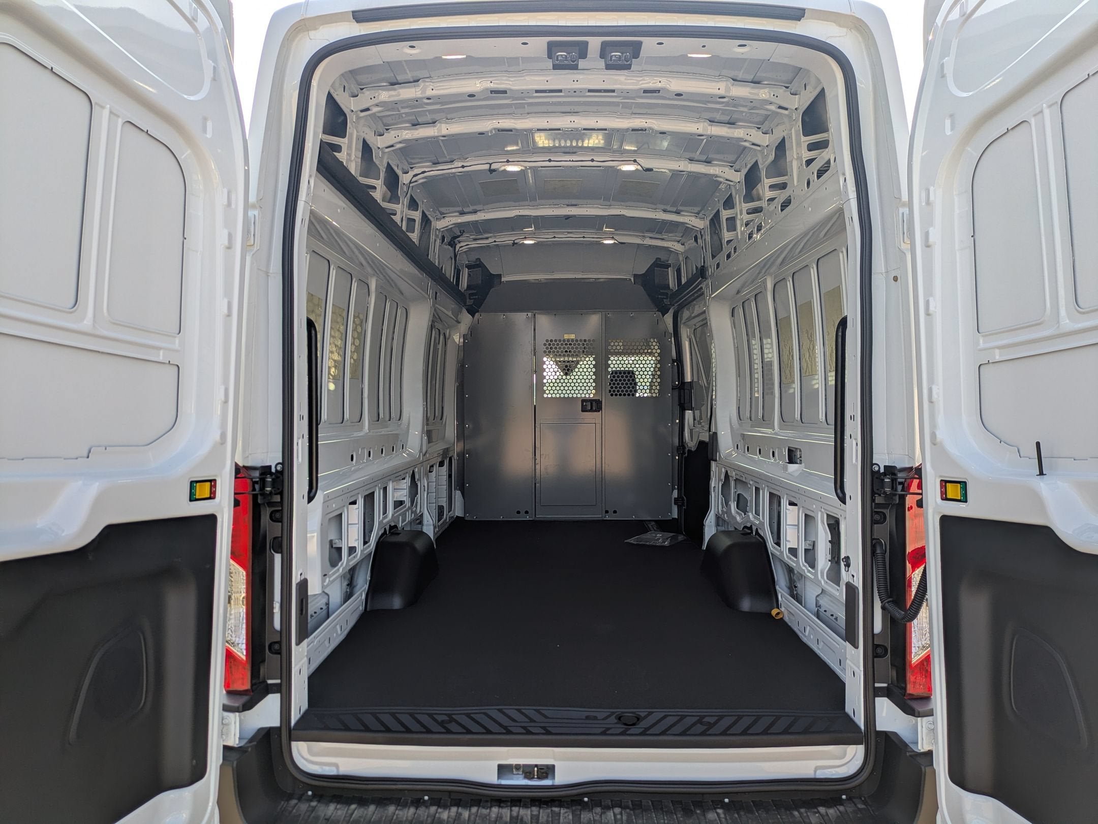 2026 Ford Transit Cargo Van T-350 148" EL Hi Rf 9500 GVWR RWD