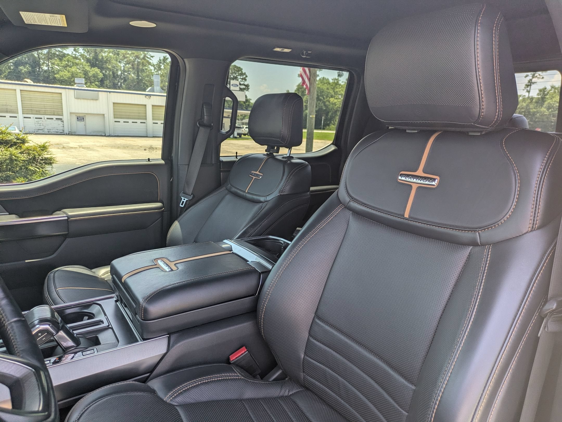 2023 Ford F-150 Platinum
