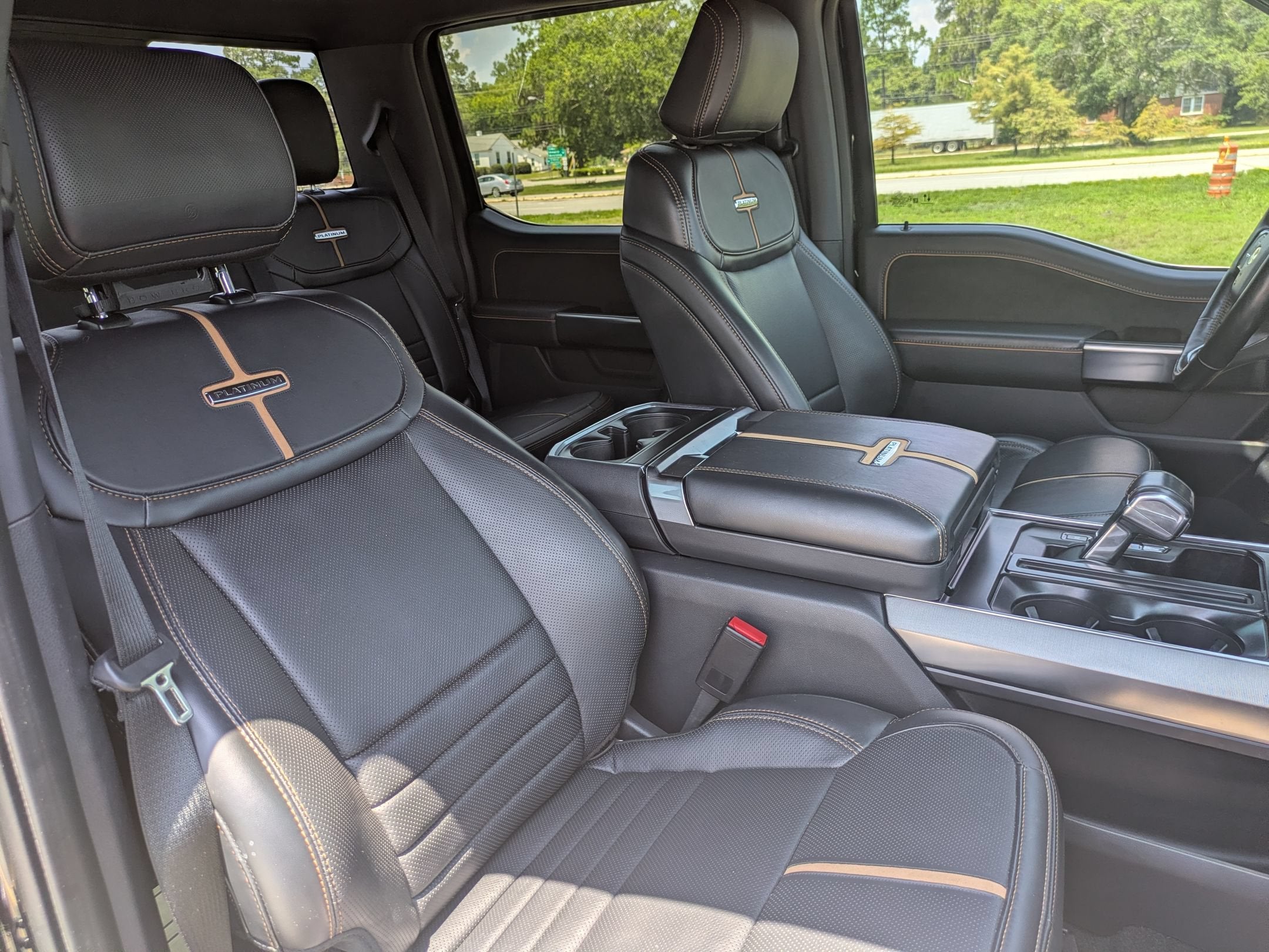 2023 Ford F-150 Platinum