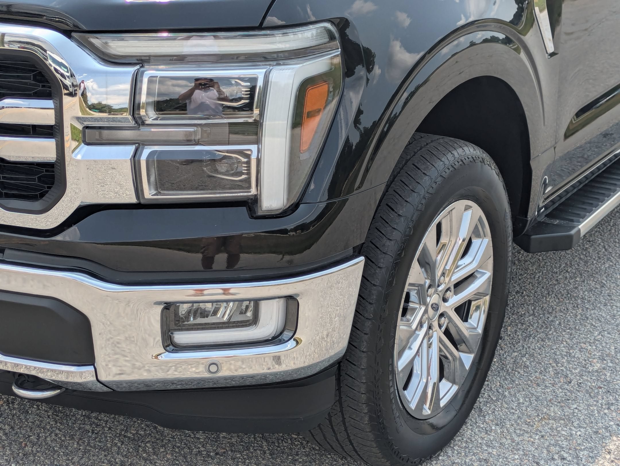 2024 Ford F-150 LARIAT