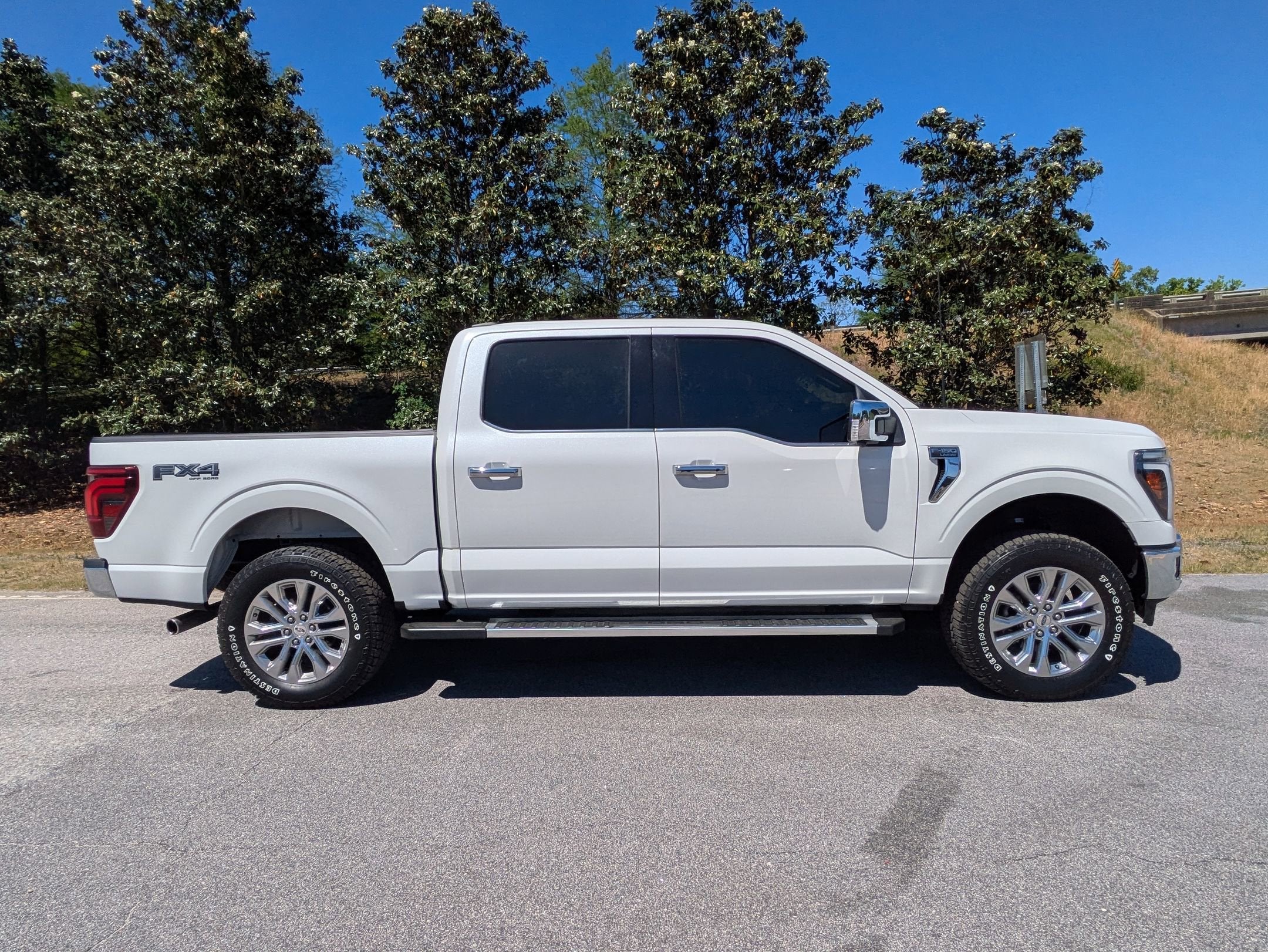 2024 Ford F-150 LARIAT