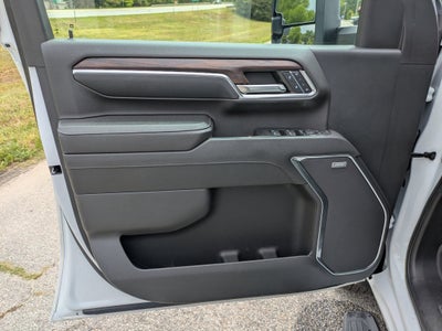 2024 GMC Sierra 2500HD SLT