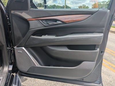 2020 Cadillac Escalade Luxury