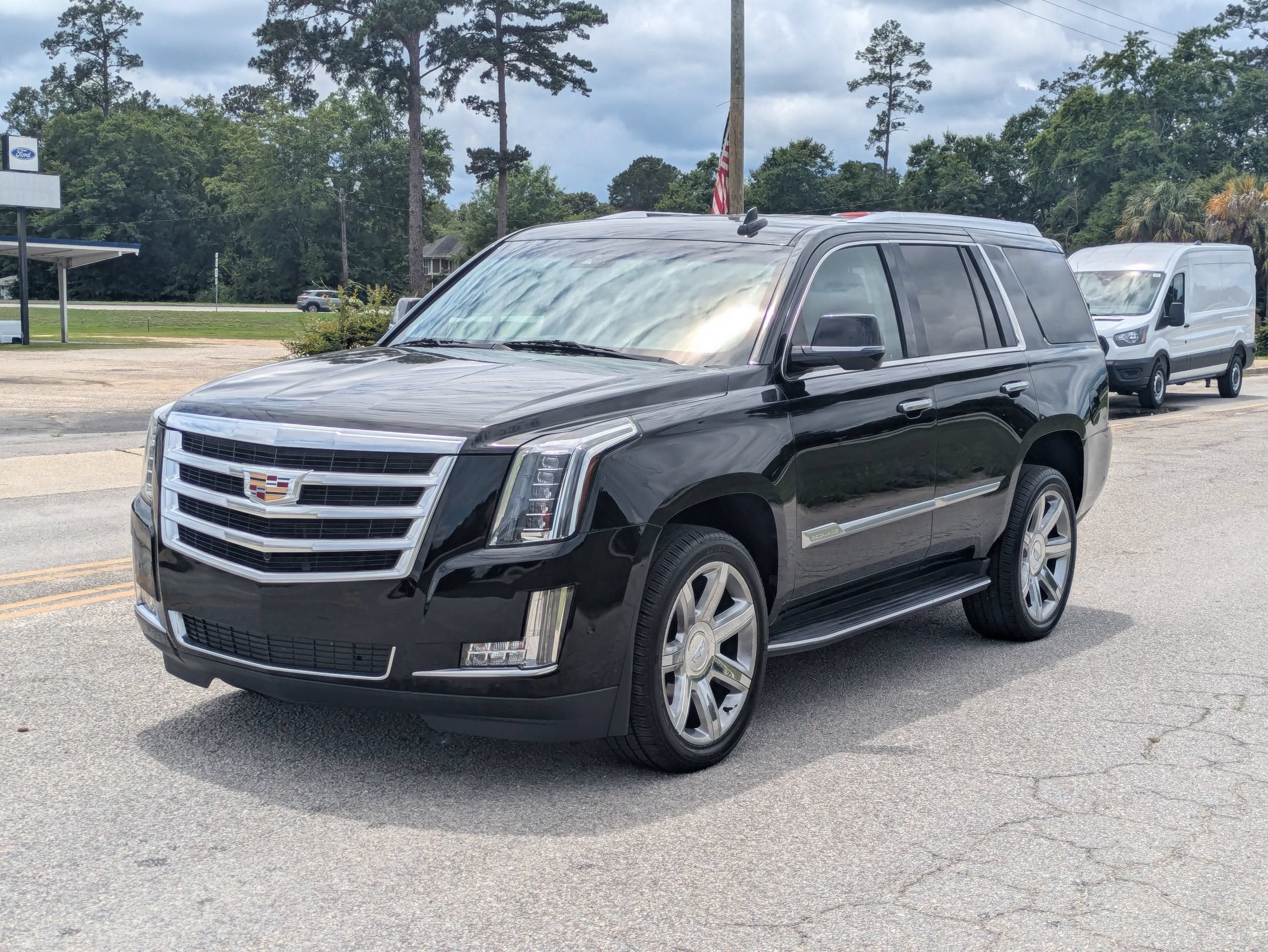 2020 Cadillac Escalade Luxury