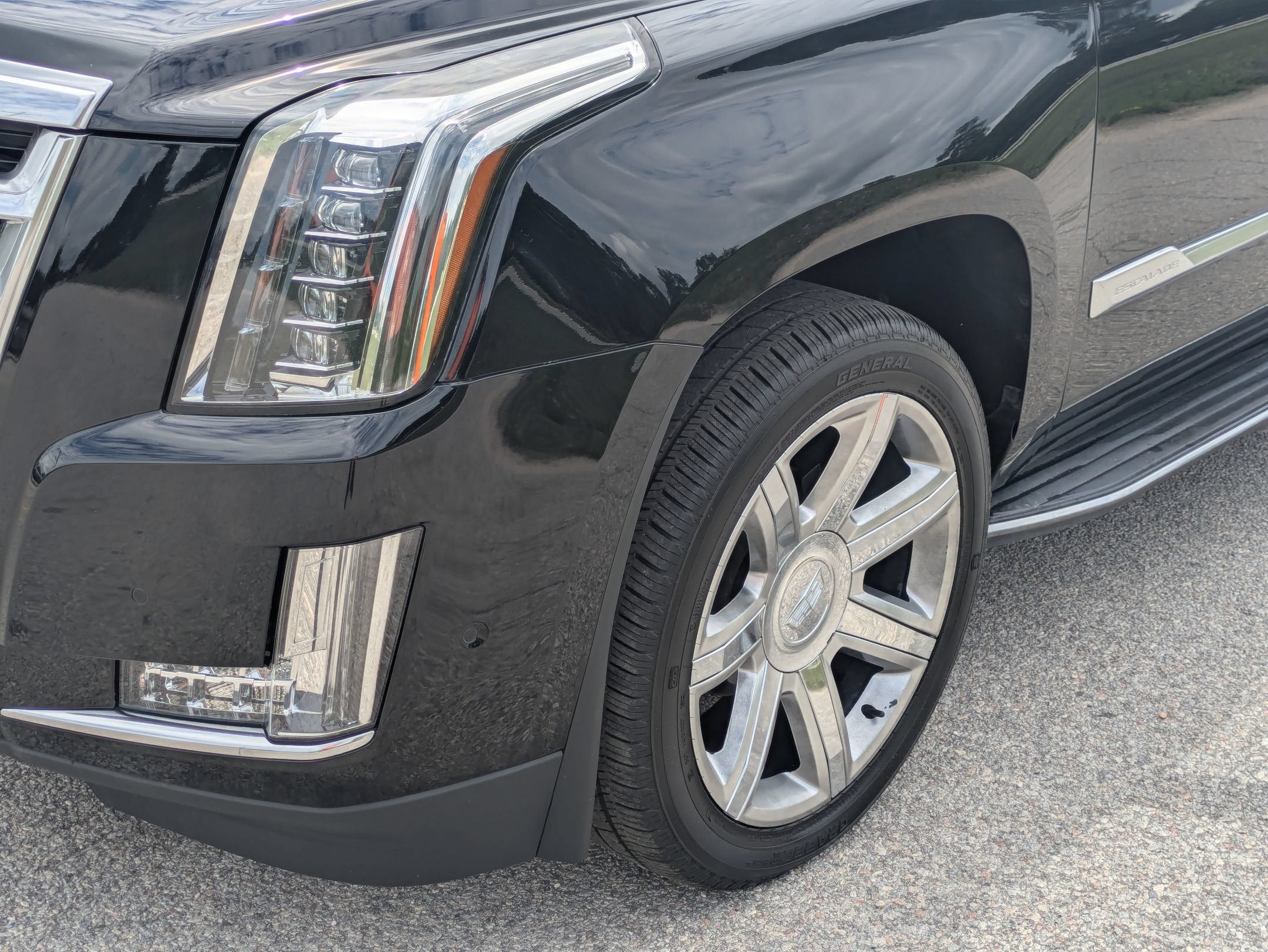 2020 Cadillac Escalade Luxury