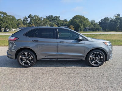 2022 Ford Edge ST