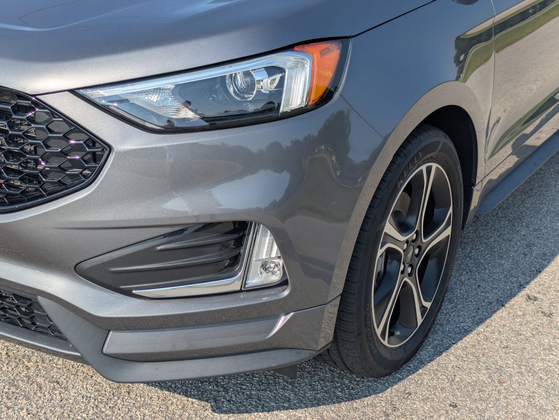2022 Ford Edge ST
