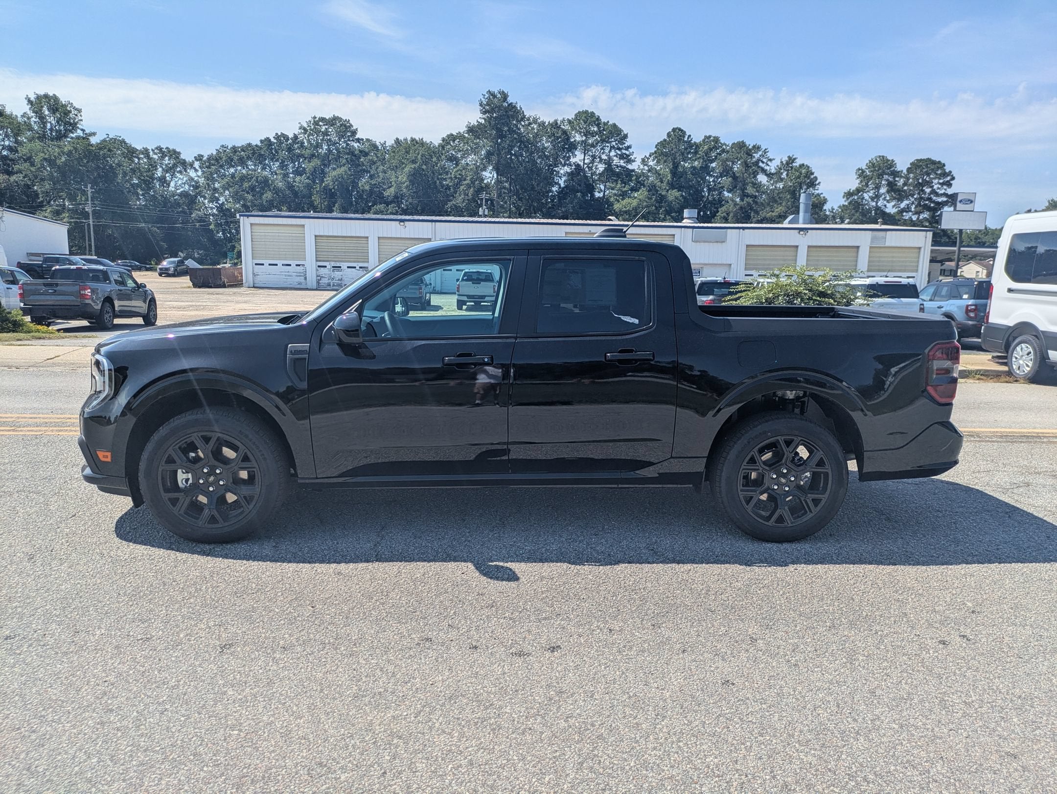 2026 Ford Maverick Lobo Standard