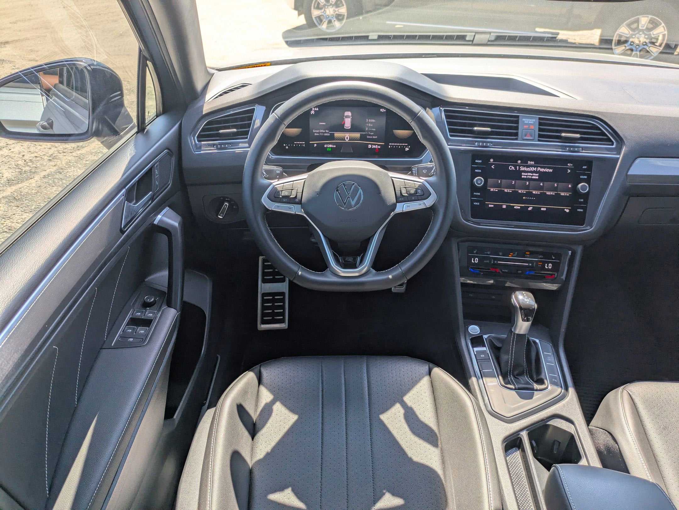 2023 Volkswagen Tiguan SE R-Line Black