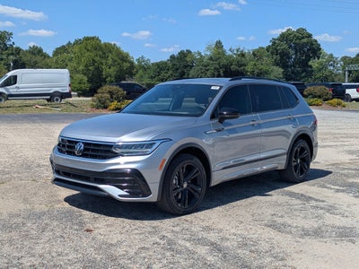 2023 Volkswagen Tiguan SE R-Line Black