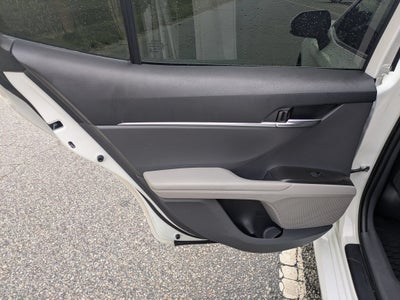 2022 Toyota Camry LE
