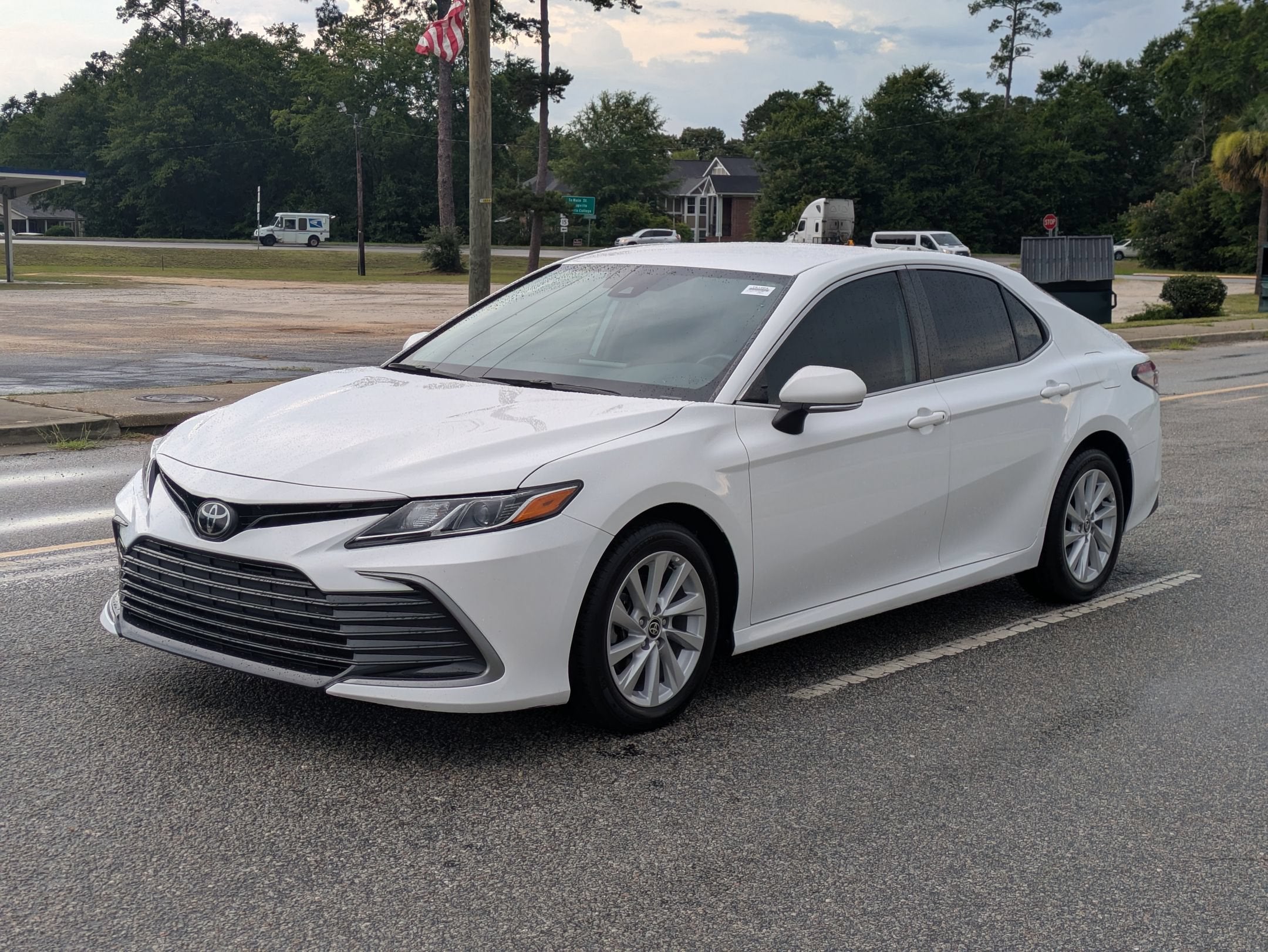 2022 Toyota Camry LE