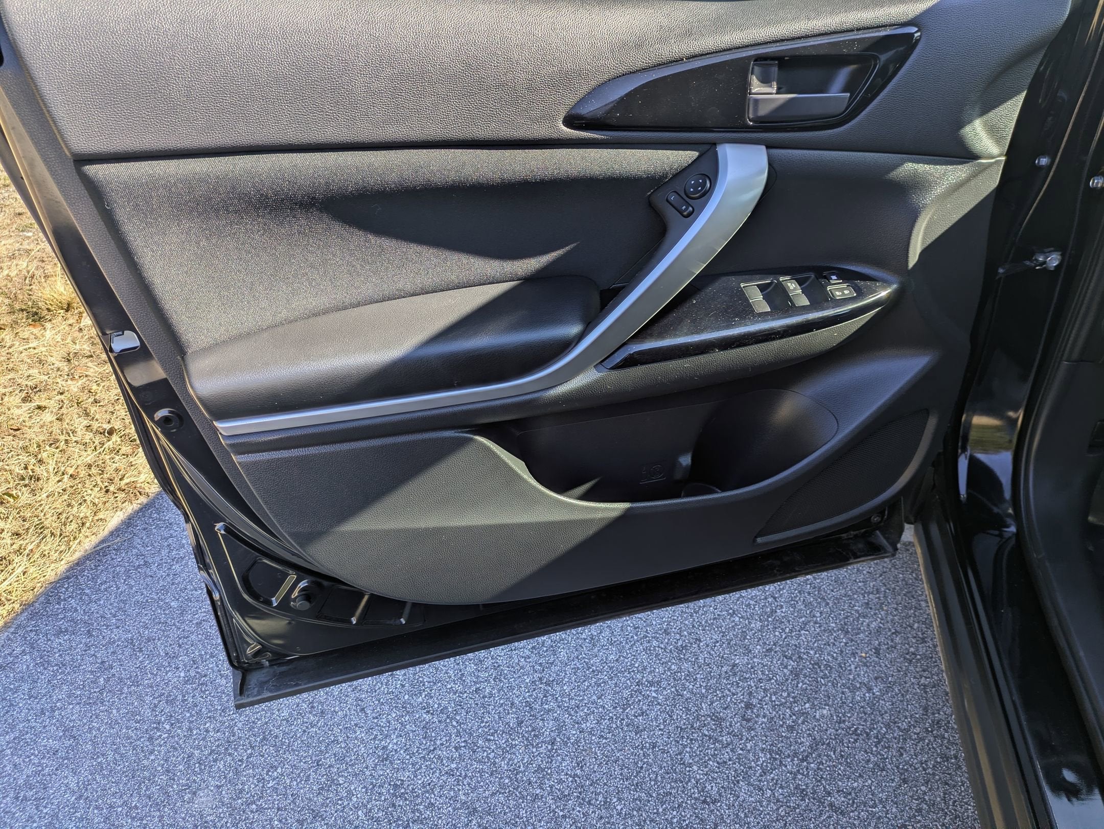 2024 Mitsubishi Eclipse Cross Black Edition