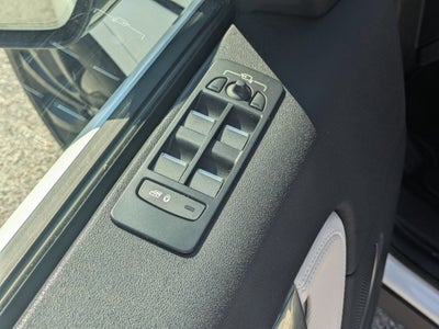 2023 Land Rover Discovery Sport S R-Dynamic