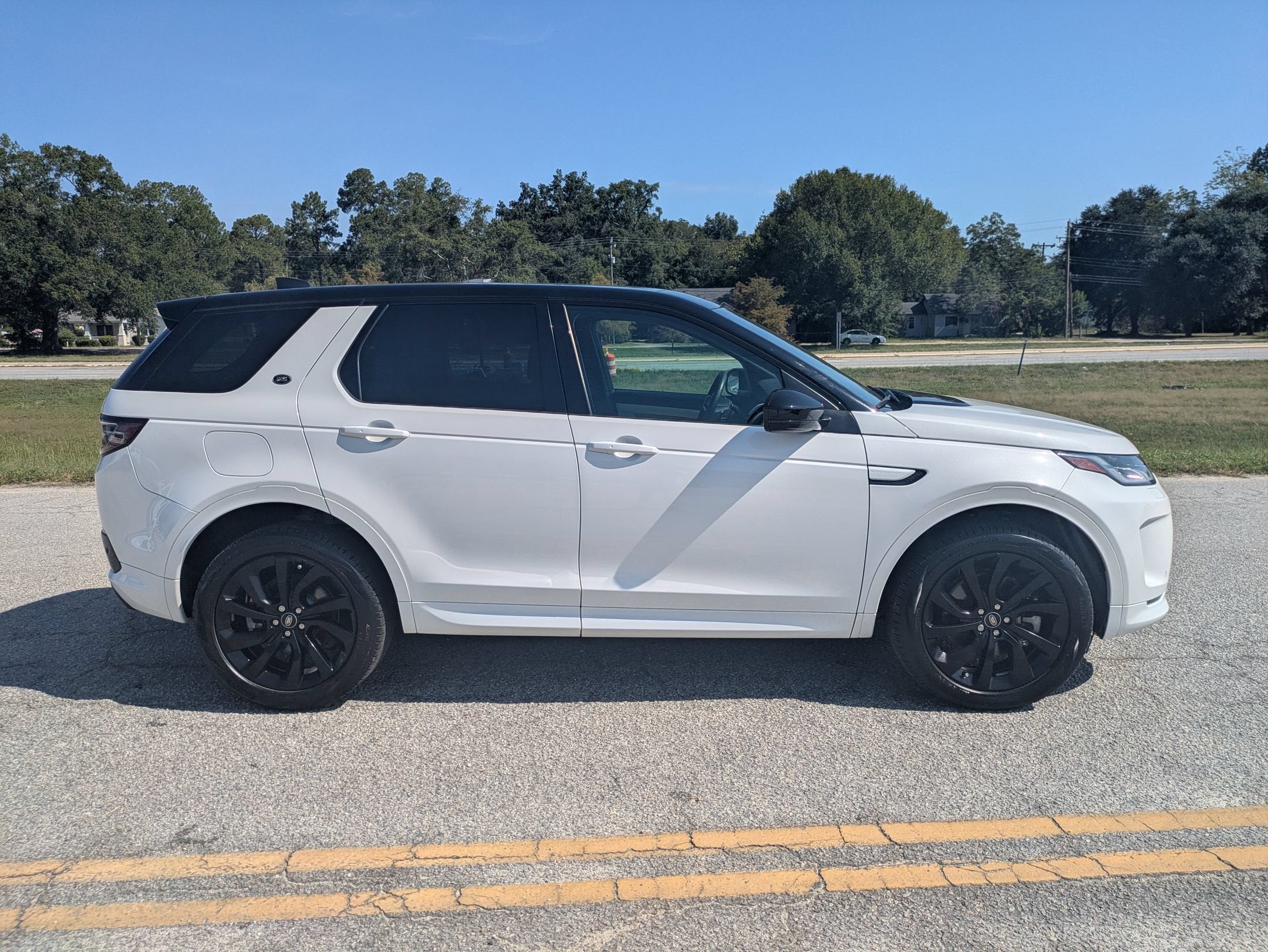 2023 Land Rover Discovery Sport S R-Dynamic