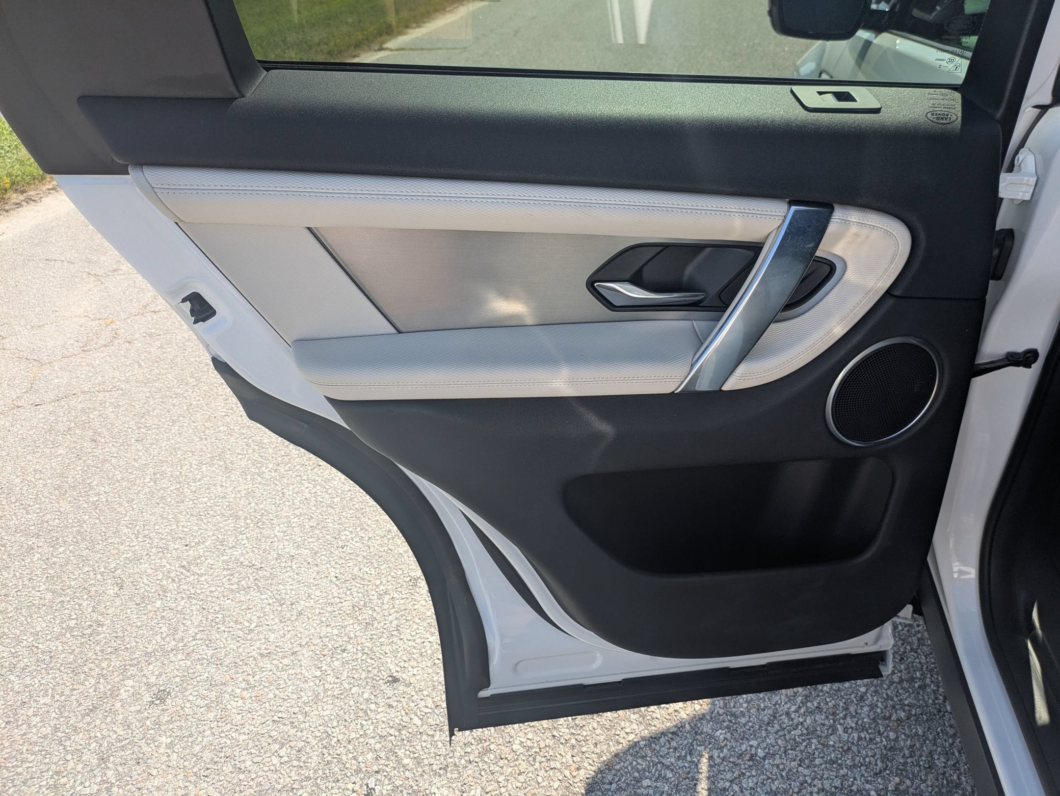 2023 Land Rover Discovery Sport S R-Dynamic