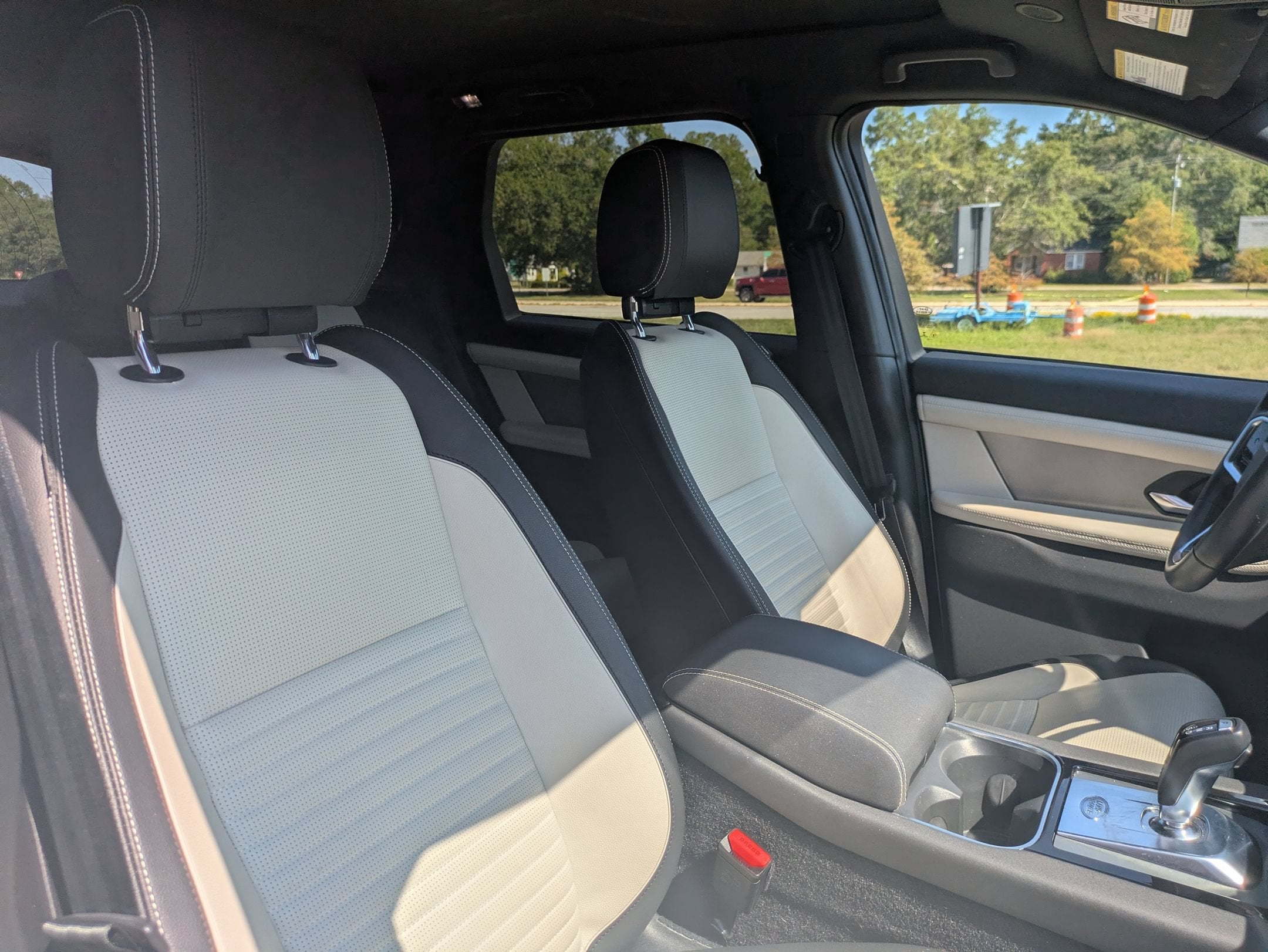 2023 Land Rover Discovery Sport S R-Dynamic