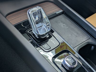 2022 Volvo XC60 Inscription