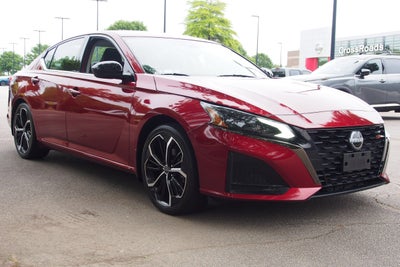 2023 Nissan Altima 2.5 SR