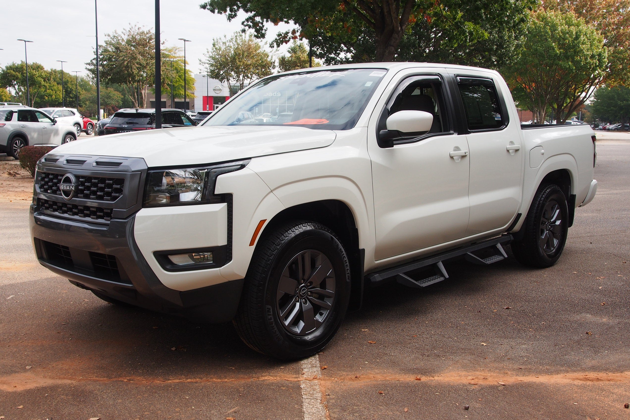 2025 Nissan Frontier SV