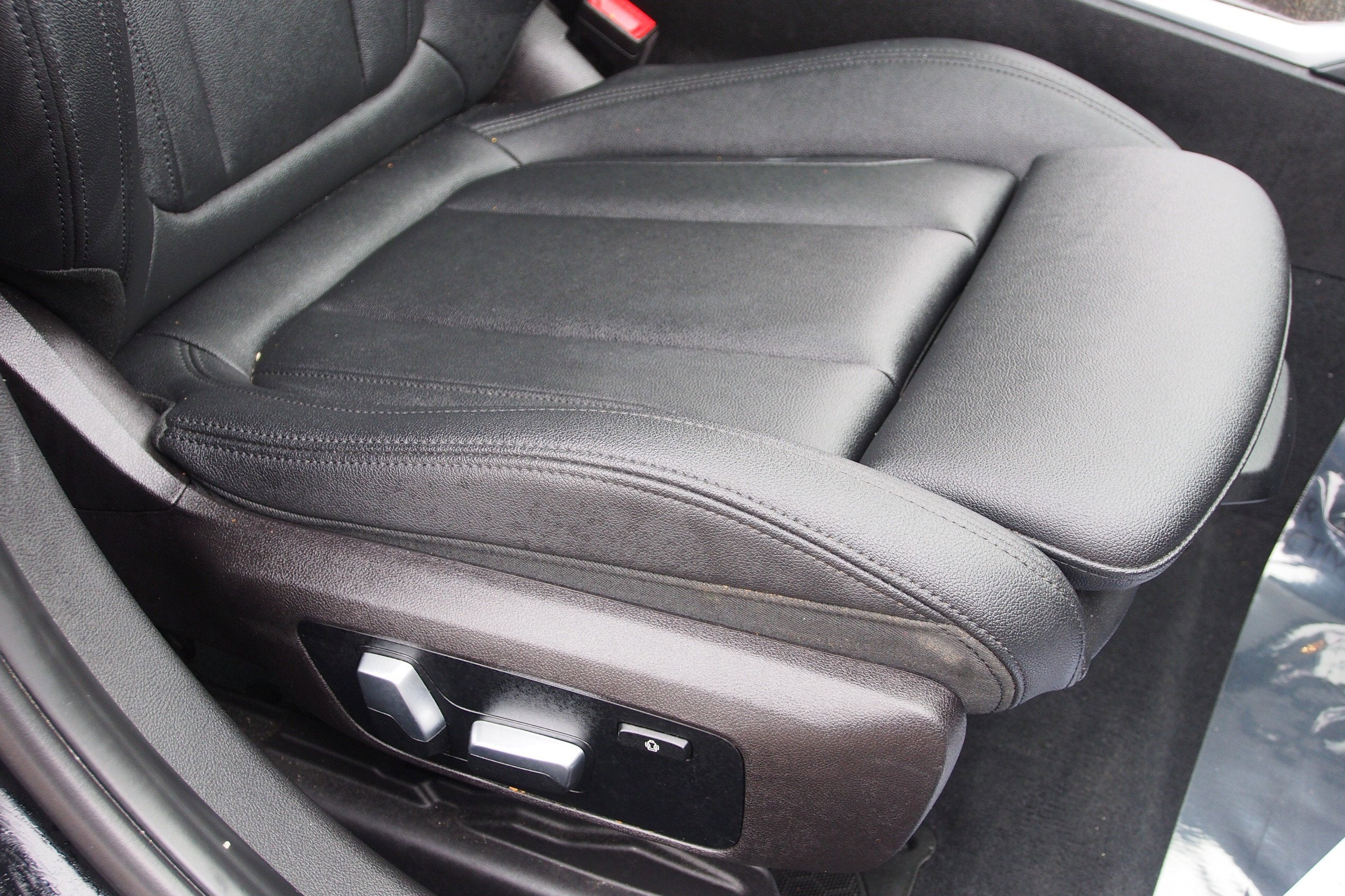 2020 BMW 3 Series 330i