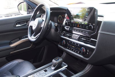 2022 Nissan Pathfinder Platinum