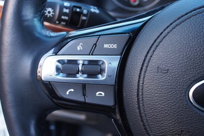 2019 Kia Cadenza Technology