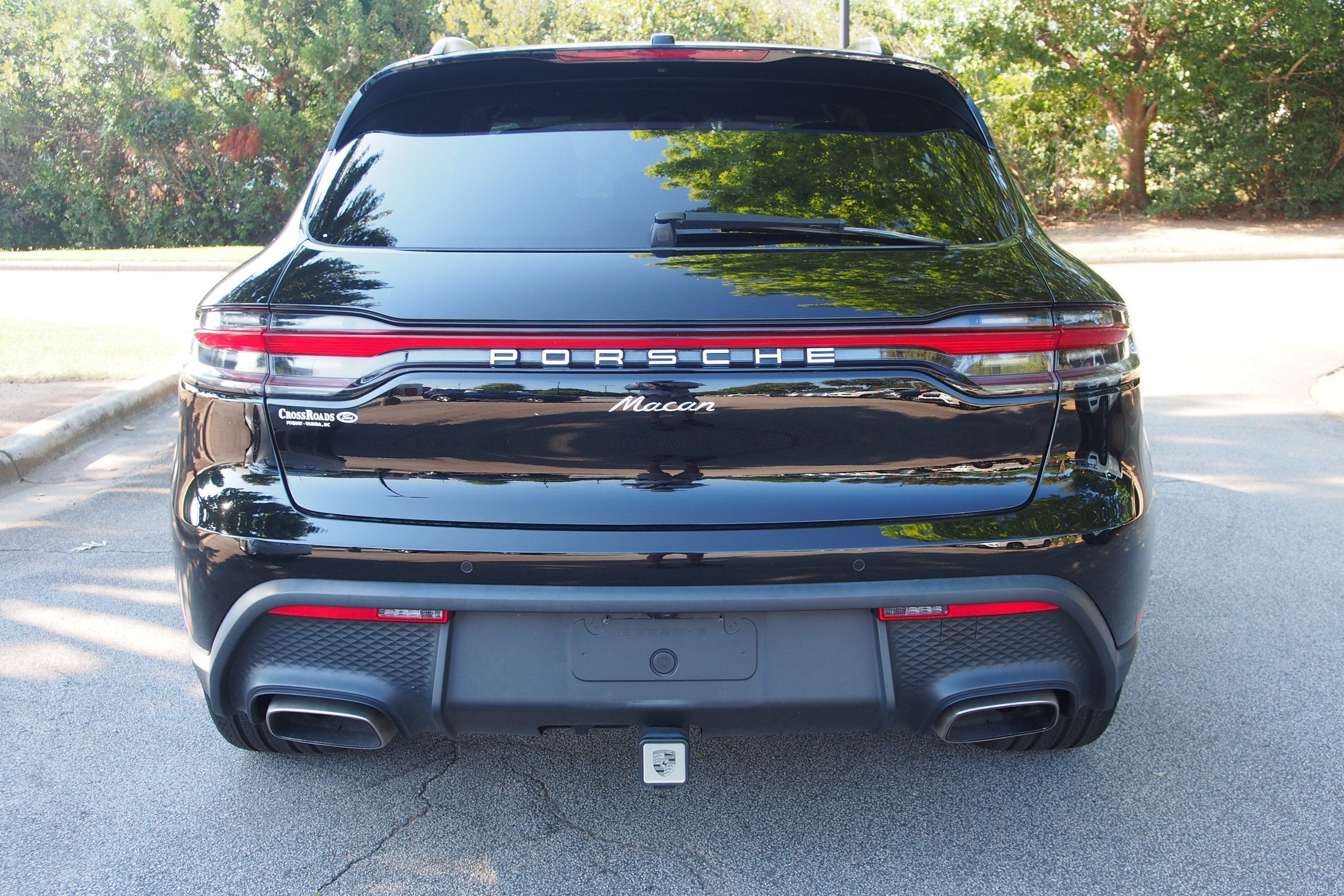 2023 Porsche Macan Base