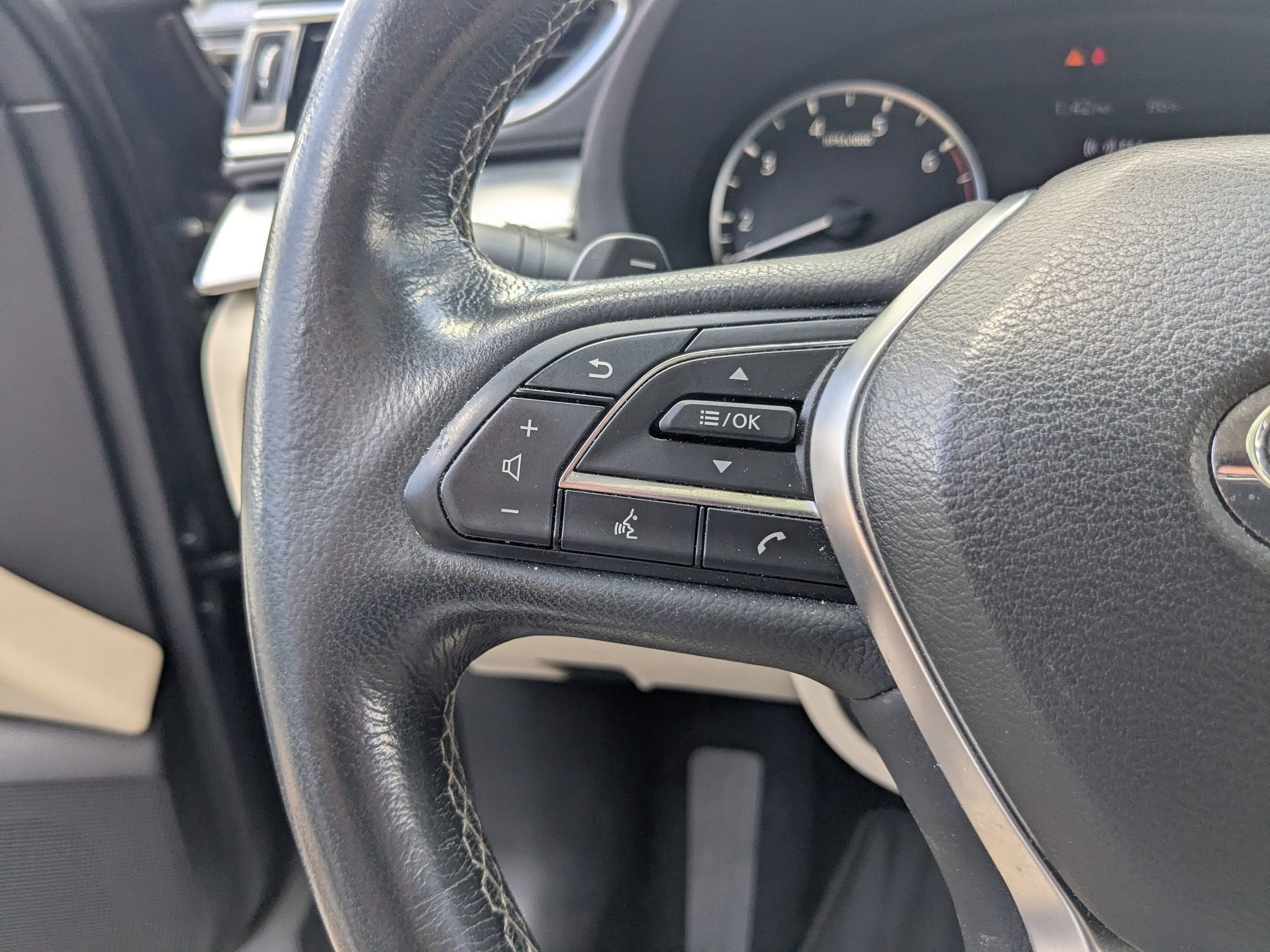 2019 INFINITI QX50 LUXE