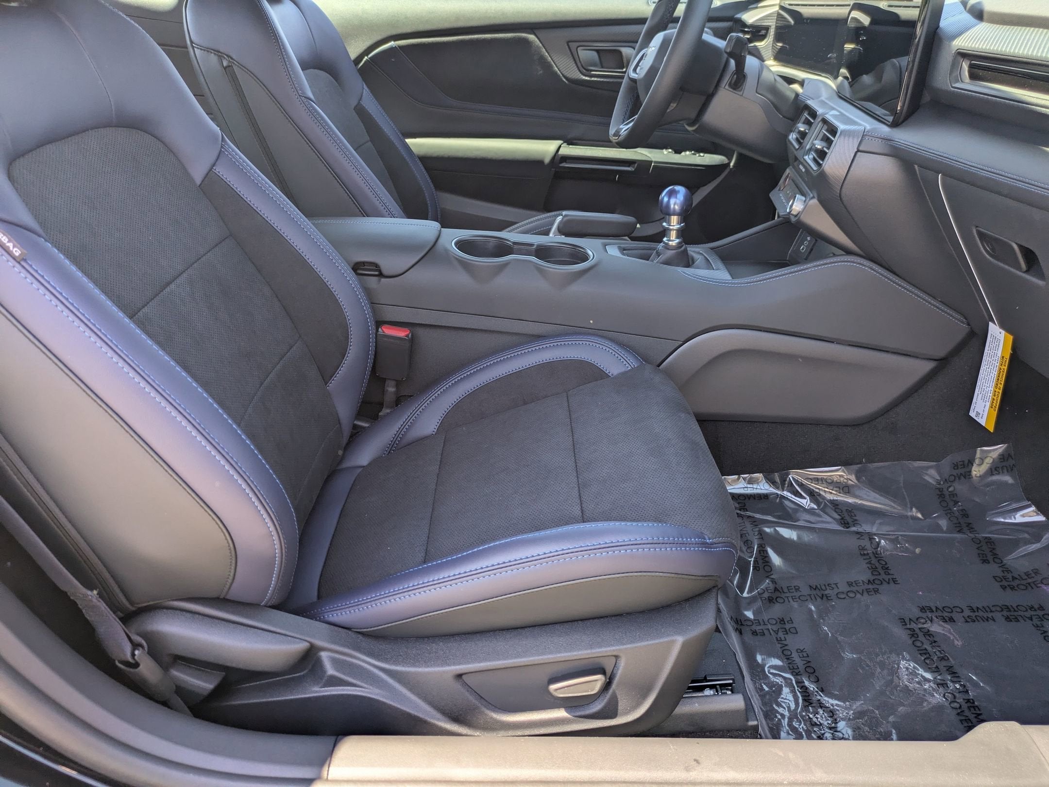 2025 Ford Mustang Dark Horse