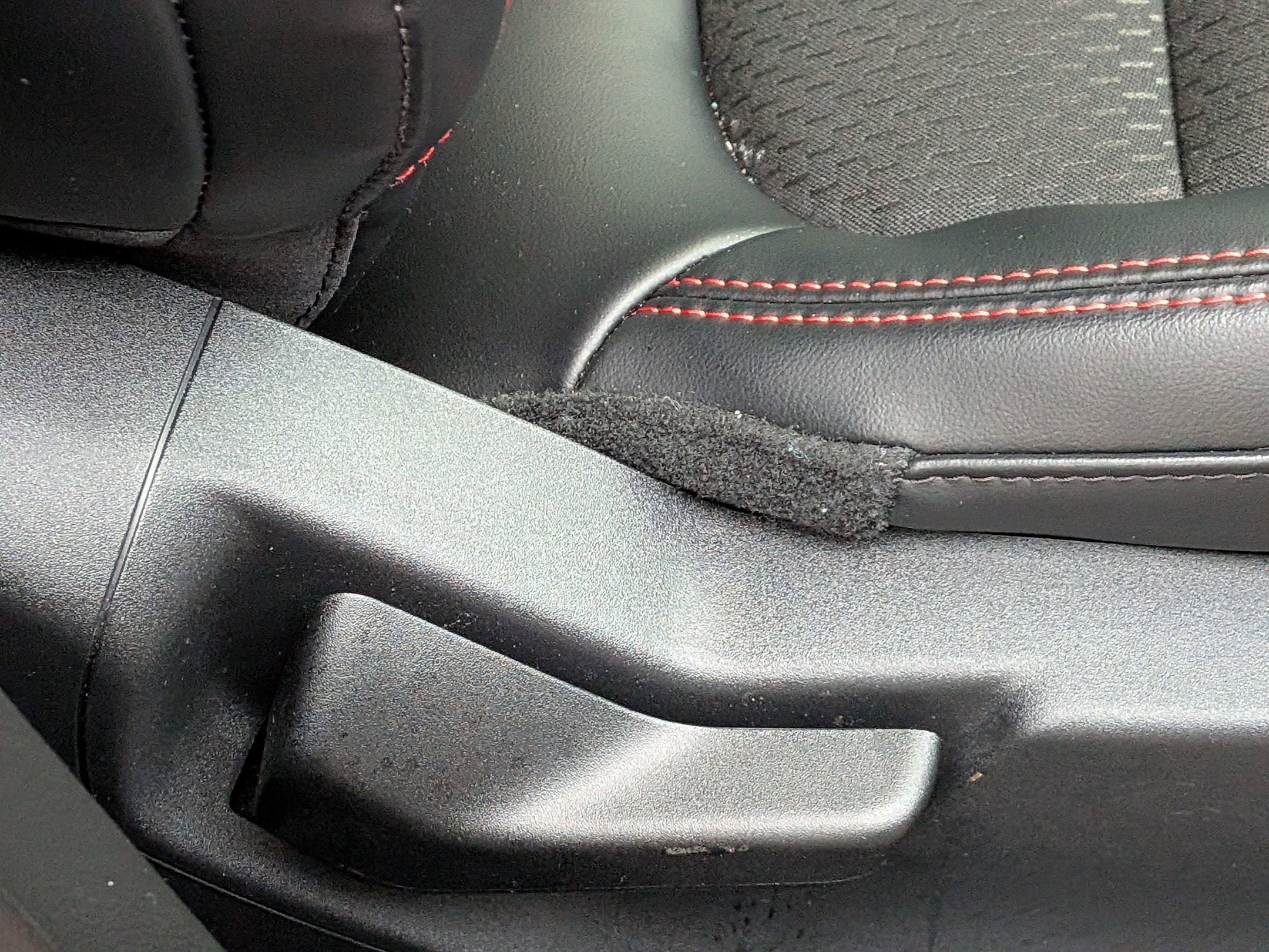 2026 Ford Escape ST-Line - Crossroads Courtesy Demo