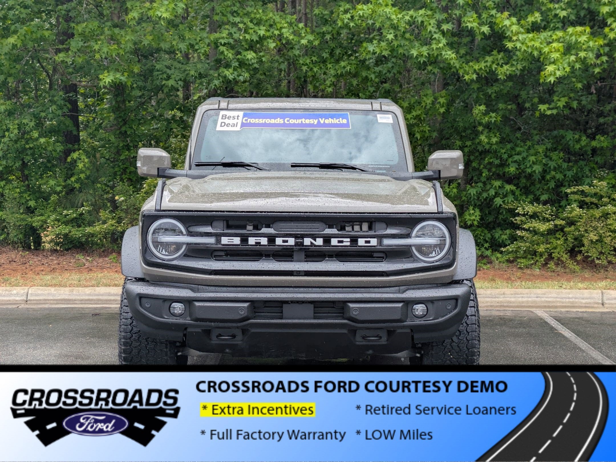 2025 Ford Bronco Outer Banks - Crossroads Courtesy Demo