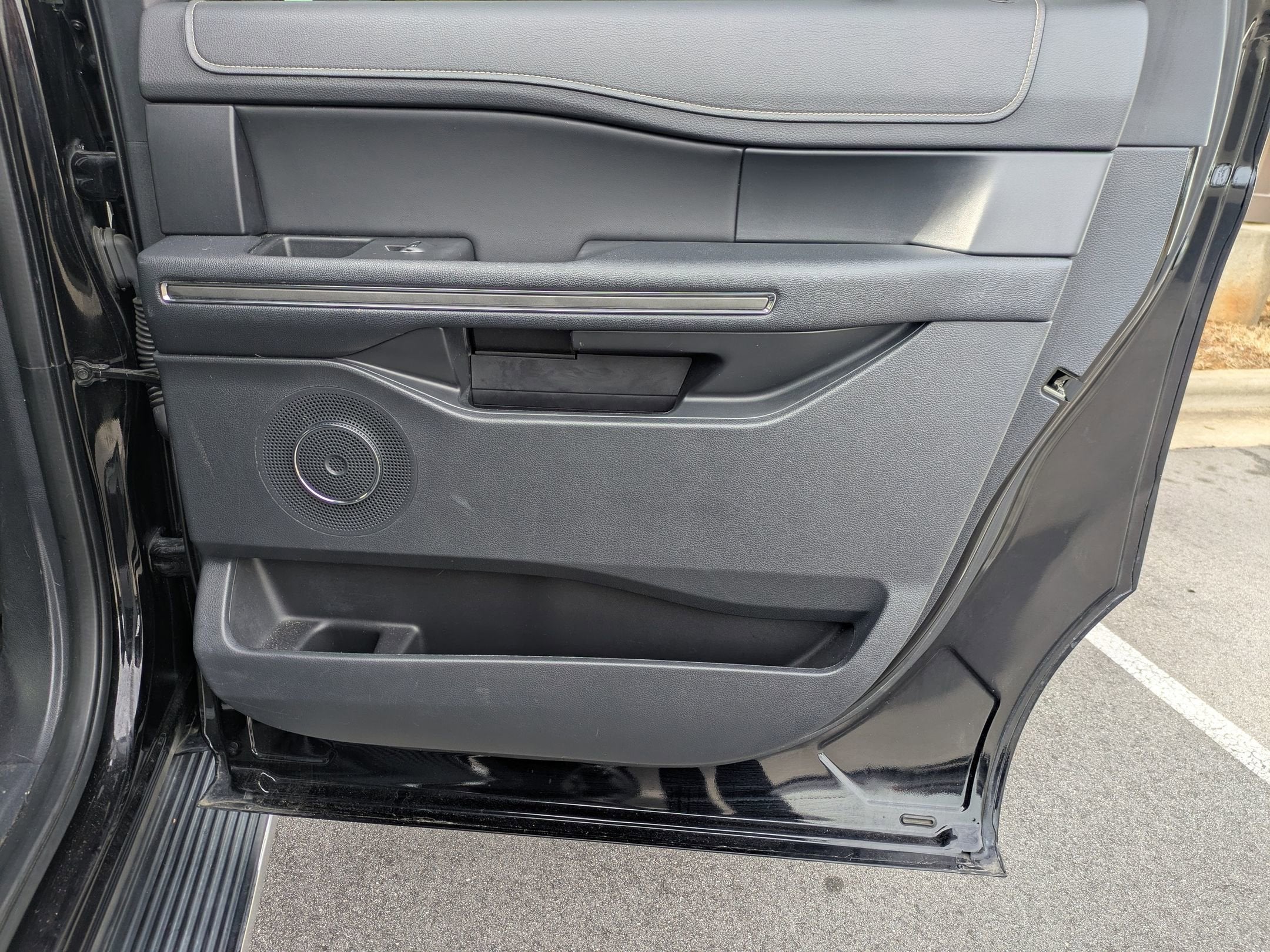 2022 Ford Expedition Max XLT