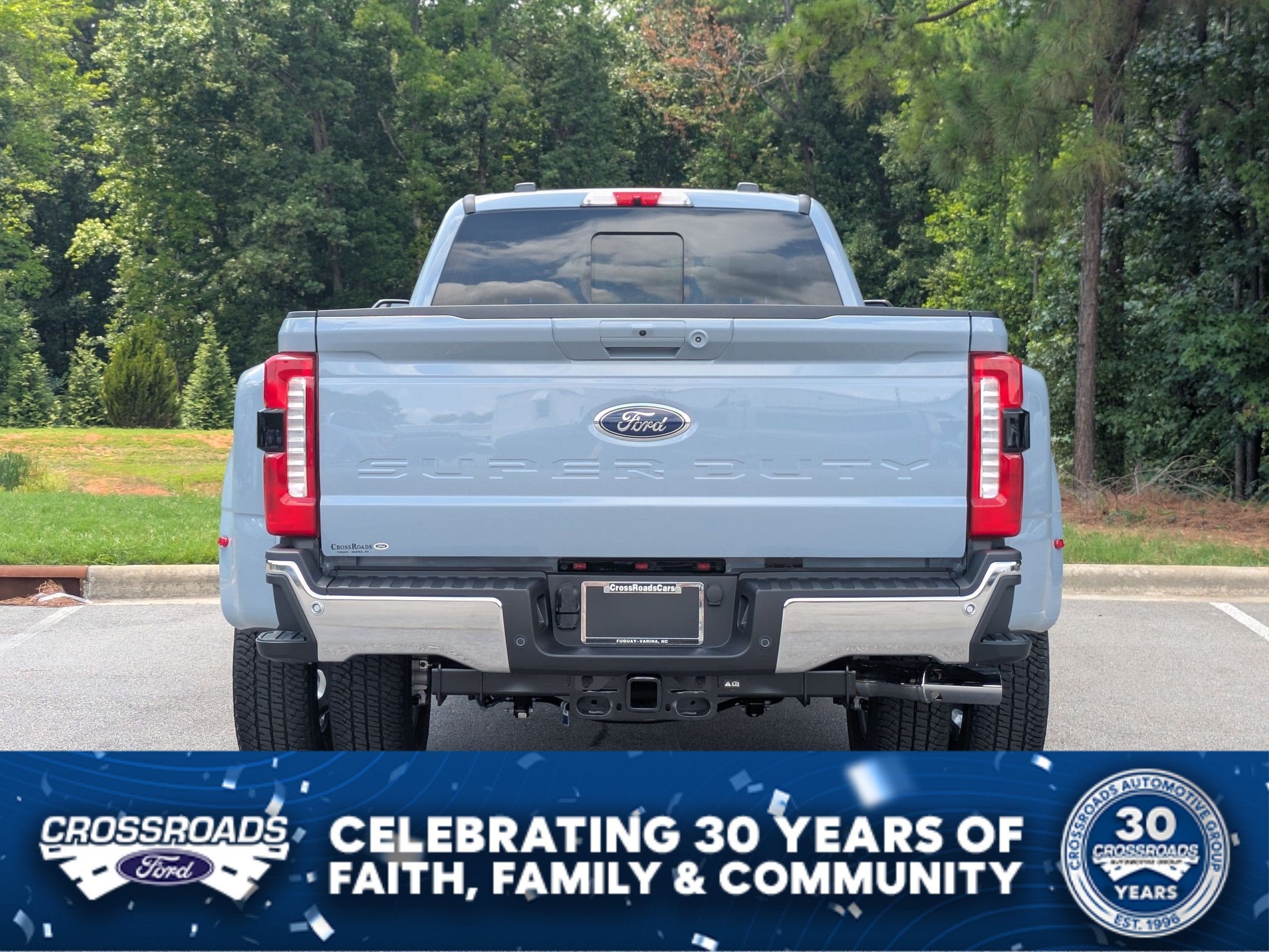 2026 Ford Super Duty F-350 DRW LARIAT