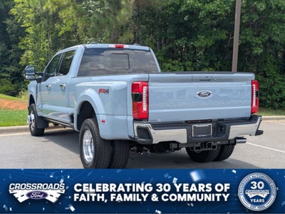 2026 Ford Super Duty F-350 DRW LARIAT