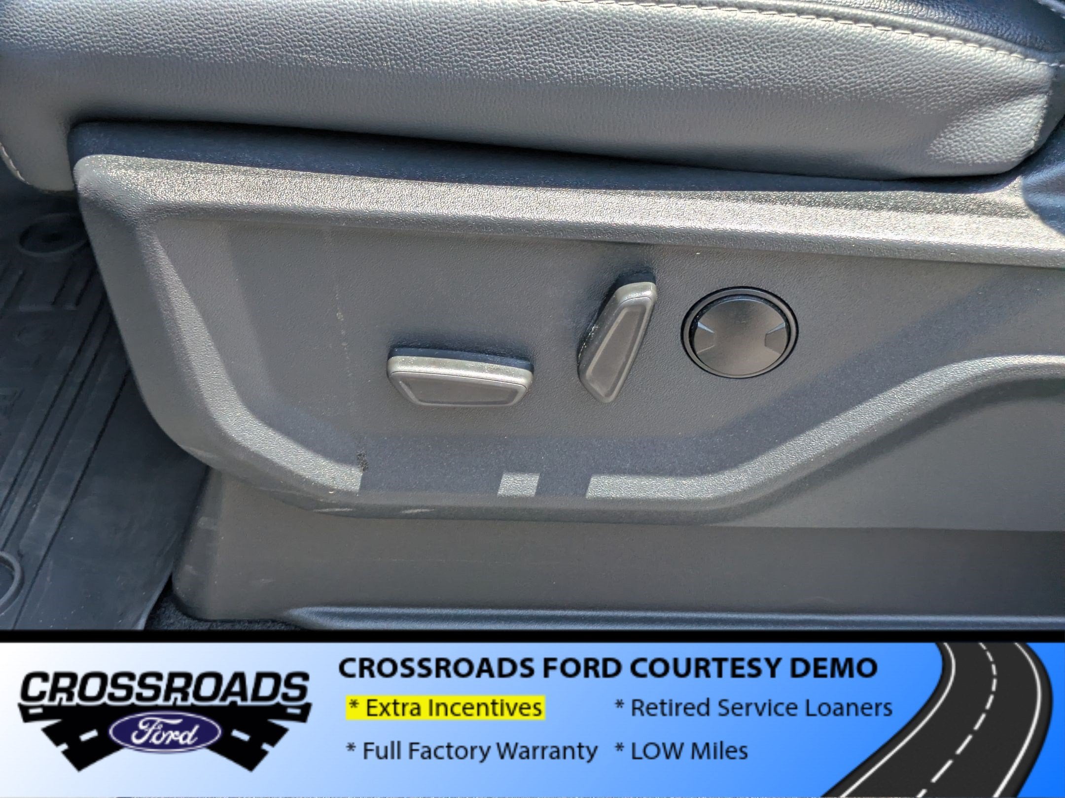 2026 Ford F-150 LARIAT - Crossroads Courtesy Demo