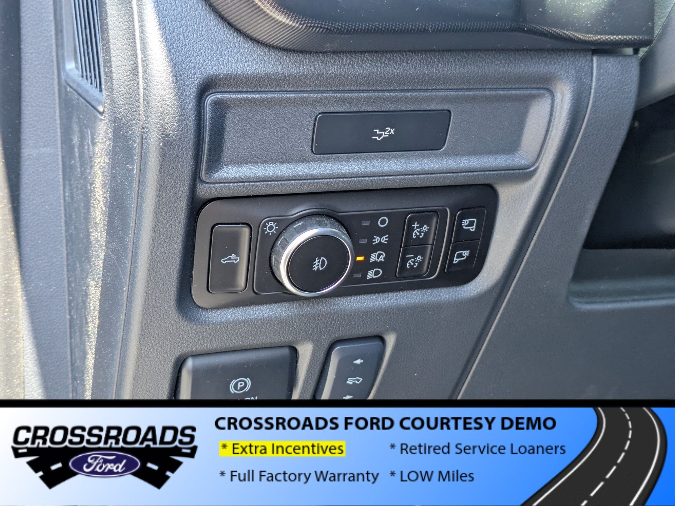 2026 Ford F-150 LARIAT - Crossroads Courtesy Demo