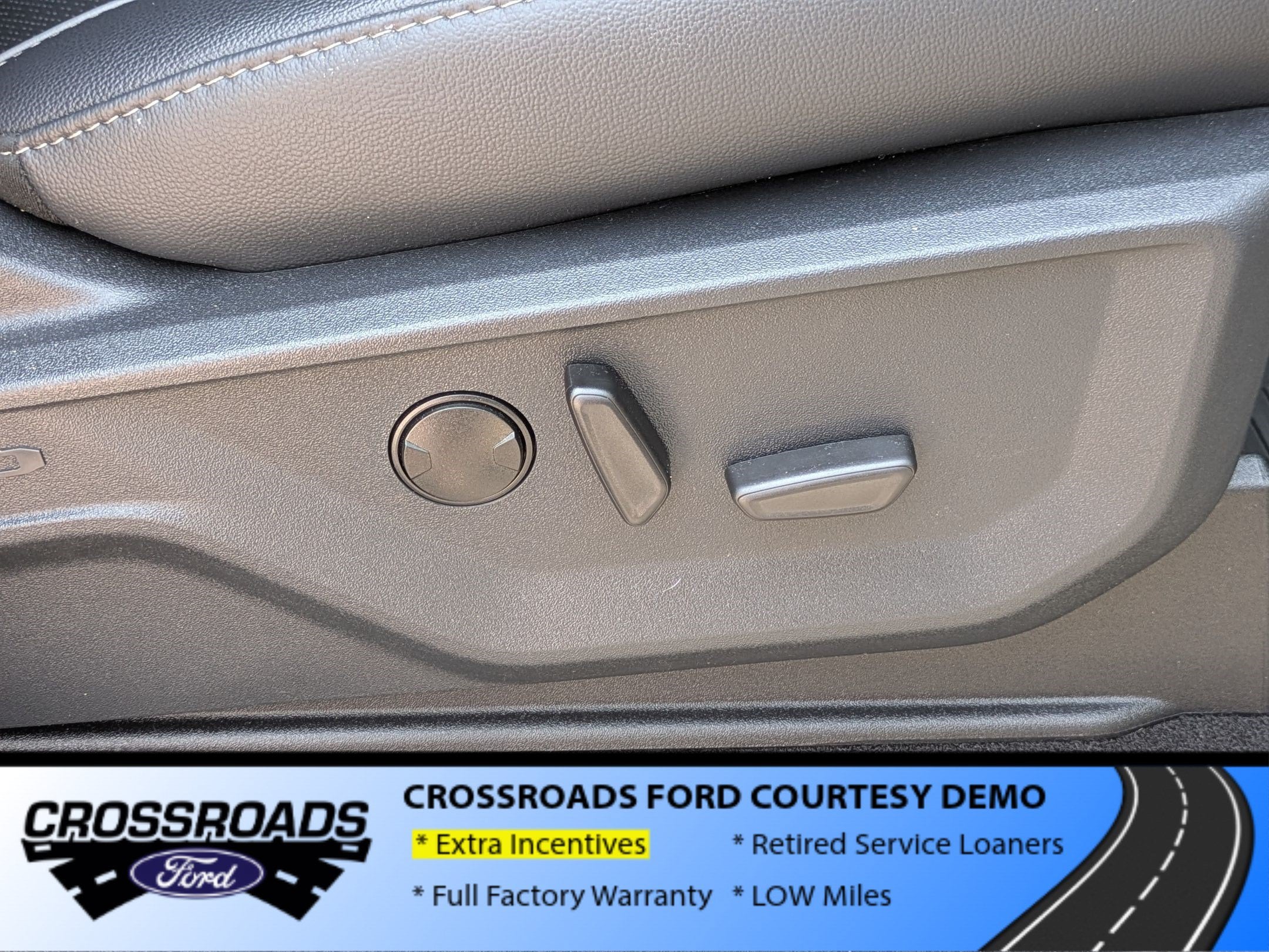 2026 Ford F-150 LARIAT - Crossroads Courtesy Demo