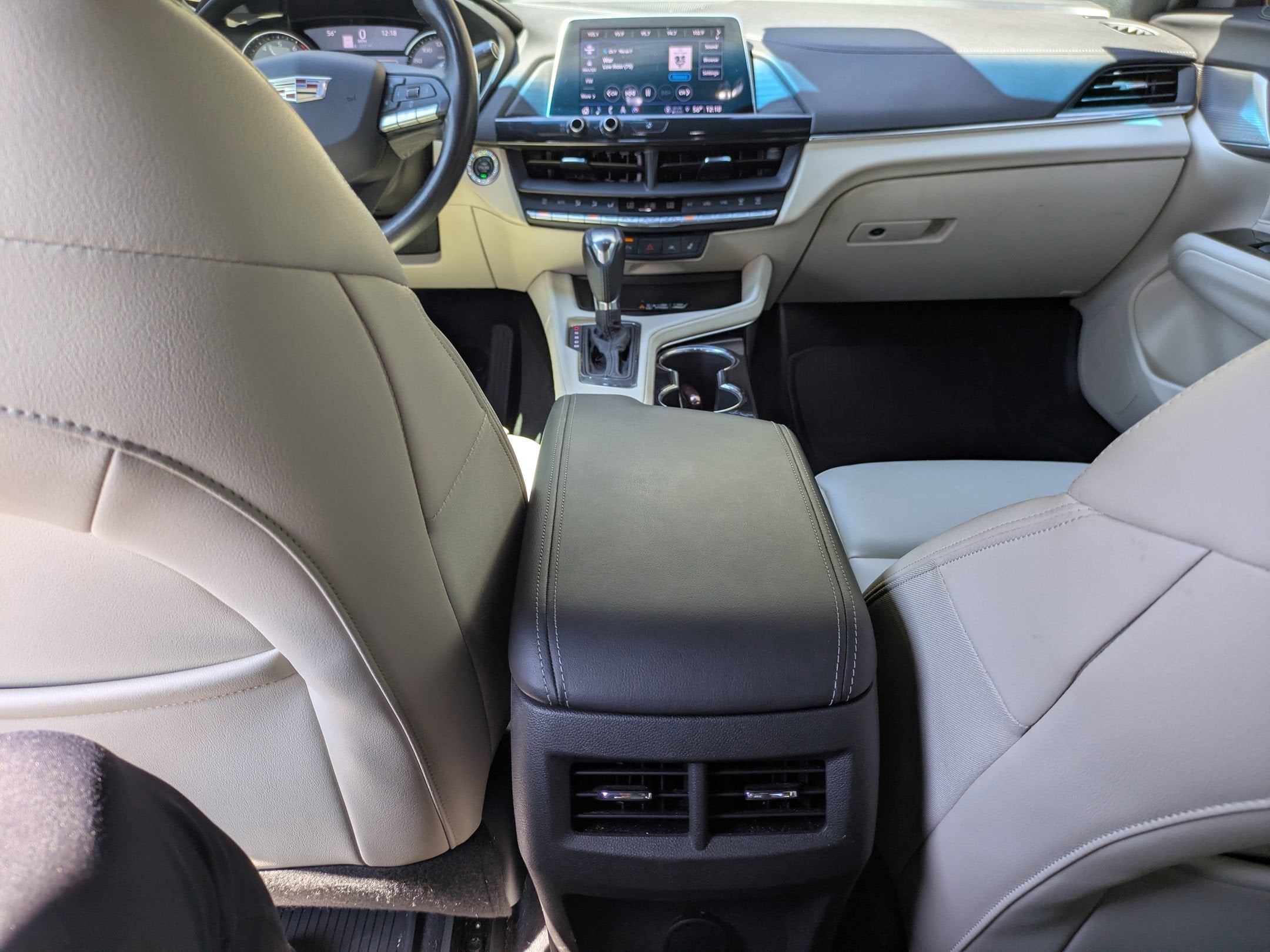 2023 Cadillac CT4 Luxury