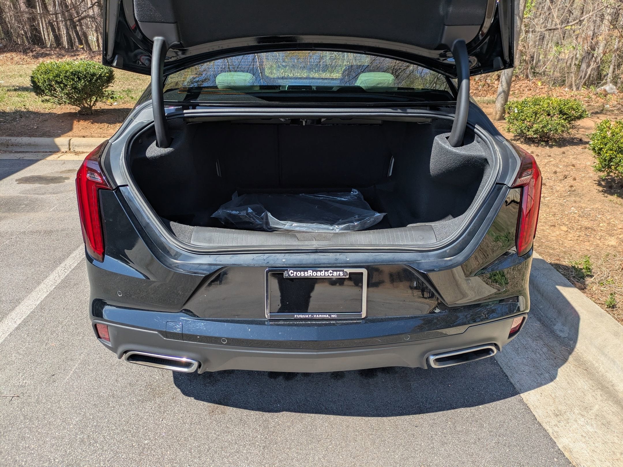 2023 Cadillac CT4 Luxury