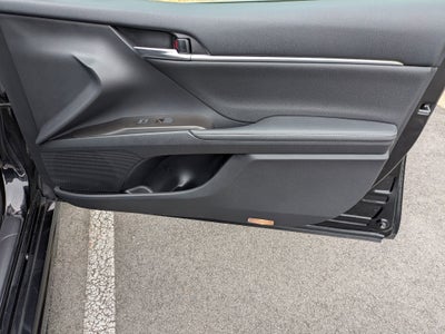 2021 Toyota Camry Hybrid XSE