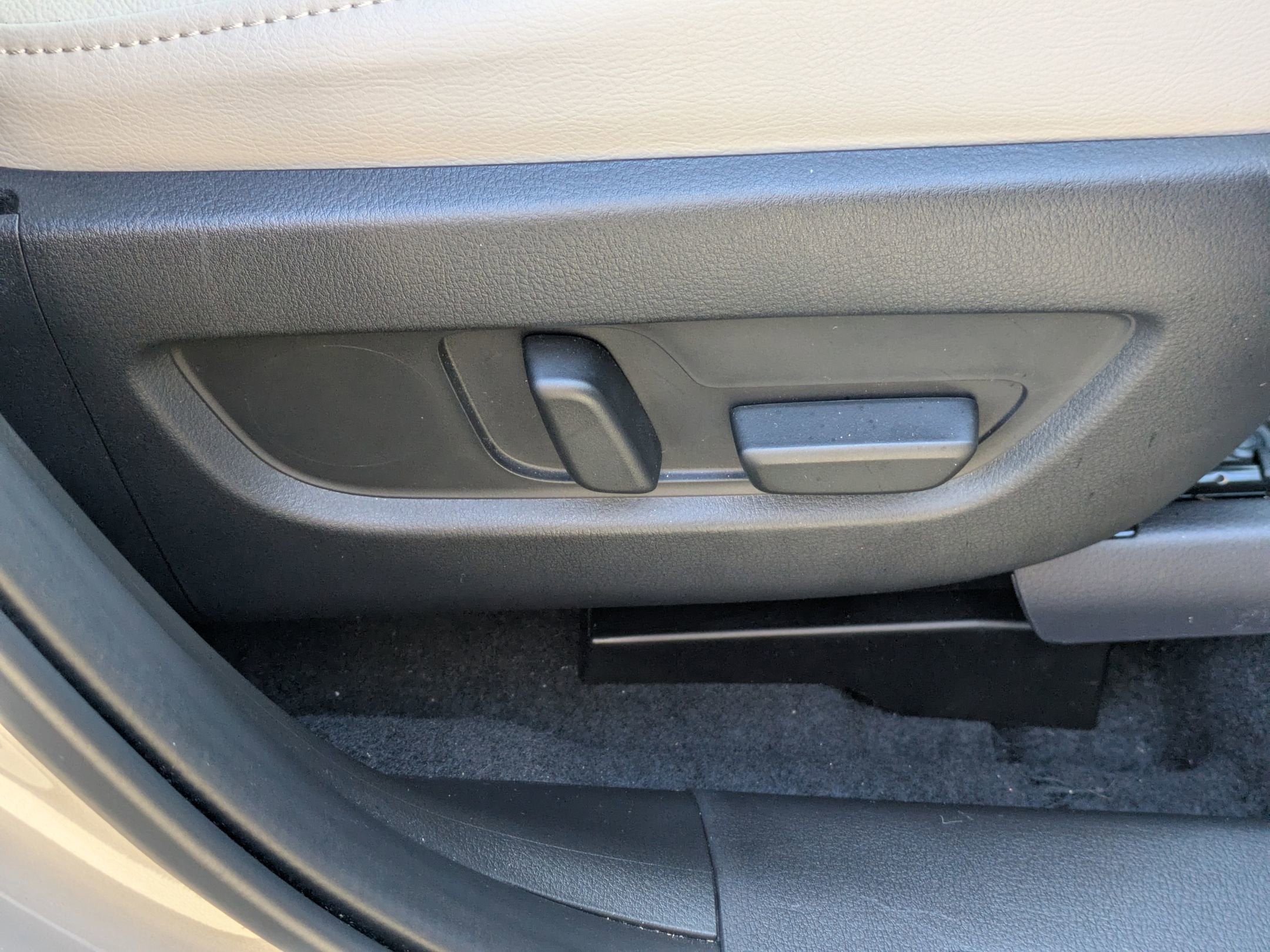 2025 Mazda Mazda CX-90 Preferred Package