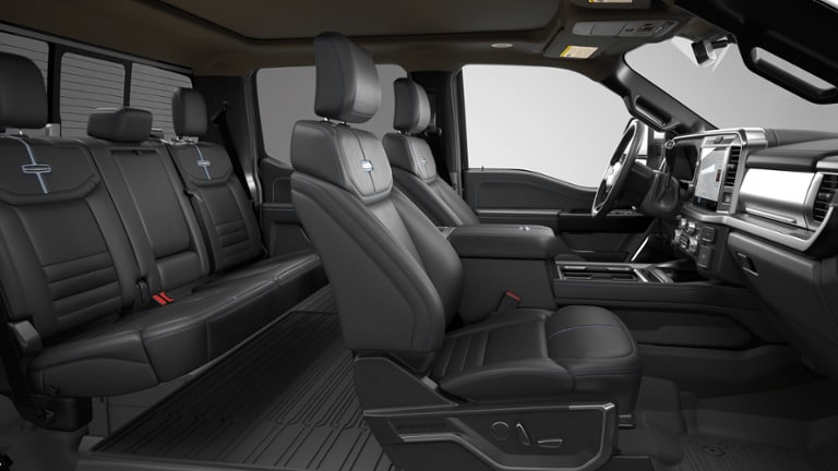 2026 Ford Super Duty F-350 DRW Platinum